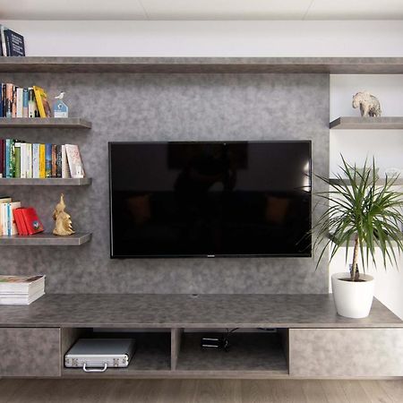 Luxury City Center Two Bedroom Apartment Close To Beach Varna Luaran gambar